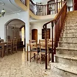 Brigetio Kuria Villa *