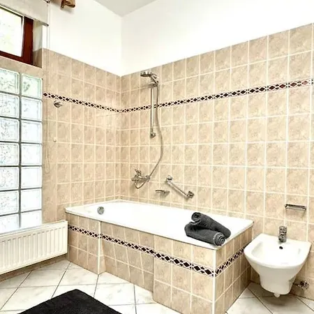 Villa Brigetio Kuria *